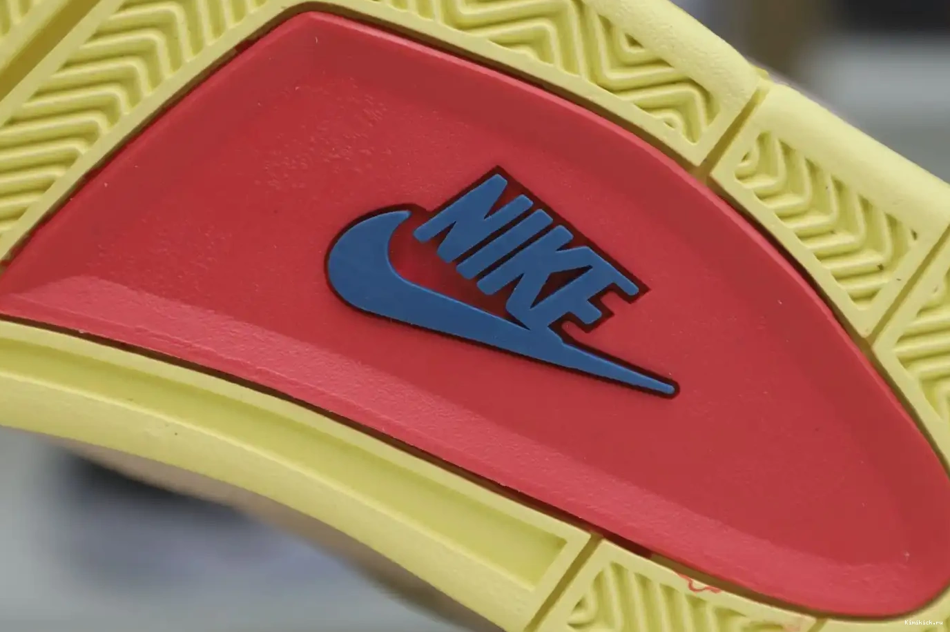 UNION ICE' 4 LA RETRO Kimikick X AIR JORDAN 'GUAVA 0325